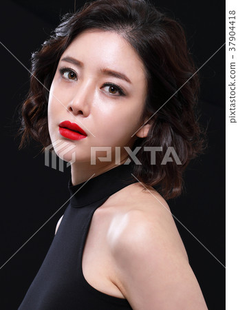 Beauty, Makeup, Beauty, Twenties, Female, Single Hair Beauty, Makeup, Beauty, Twenties, Female, Single Hair 37904418