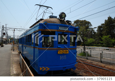 Hankai train 37905115
