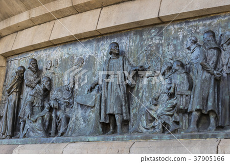 Elements of the monument to Columbus in Barcelona Elements of the monument to Columbus in Barcelona 37905166