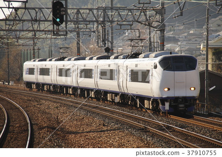 Series 281 Limited Express Haruka - Stock Photo [37910755] - PIXTA