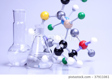 Laboratory Glassware 37911061