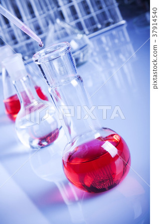 Scientist working in laboratory Scientist working in laboratory 37914540