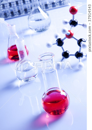 Scientist working in laboratory Scientist working in laboratory 37914543