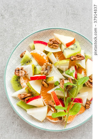 Fruit salad with walnuts Fruit salad with walnuts 37914837
