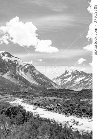 [Black and White] Hooker Valley Truck at Mount Cook National Park 37915508