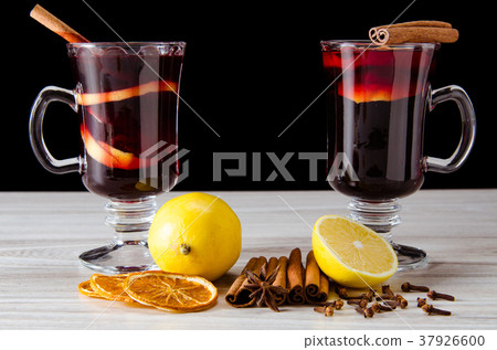 Mulled wine glintwine served in glasses for 37926600