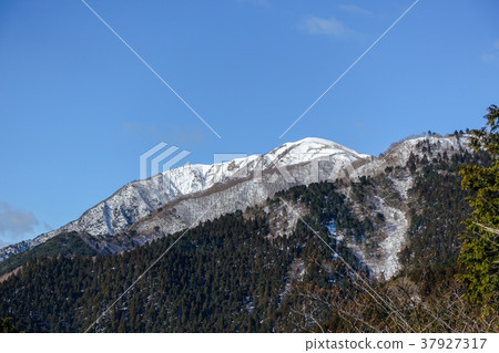Winter natural scenery photograph 5 37927317