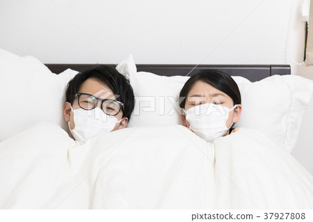 已婚夫婦感冒了 已婚夫婦感冒了 37927808