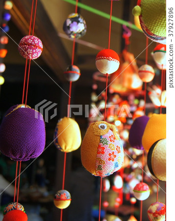 Hanging decoration 37927896