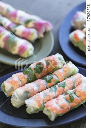 Shrimp Raw Spring Roll Shrimp Raw Spring Roll 37929728