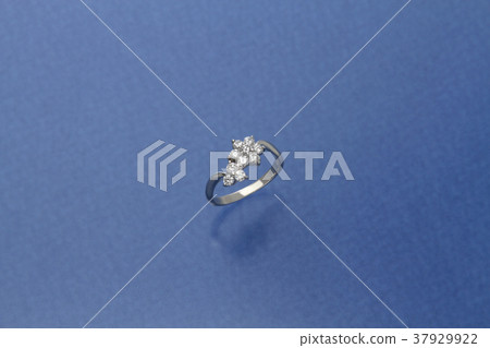 Accessories jewelery jewelry fashion diamond 37929922