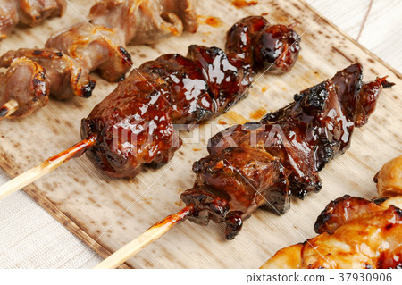 什錦烤雞肉串 什錦烤雞肉串 37930906