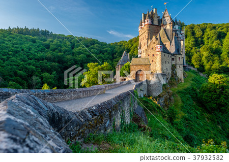 Burg Eltz castle in Rhineland-Palatinate, Germany. Burg Eltz castle in Rhineland-Palatinate, Germany. 37932582