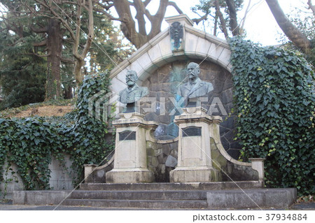 University of Tokyo 37934884