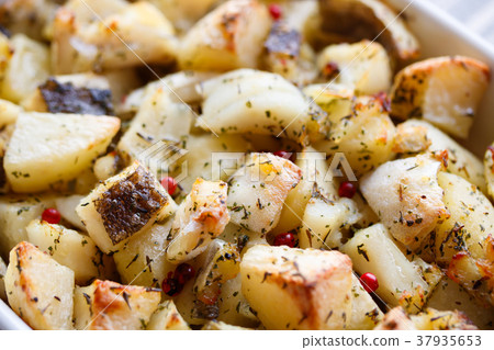 Grilled chicken breast 37935653