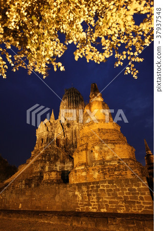 ASIA THAILAND AYUTHAYA WAT RATBURANA ASIA THAILAND AYUTHAYA WAT RATBURANA 37937548