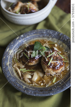 日本式漢堡包用蘑菇醬油 37938831