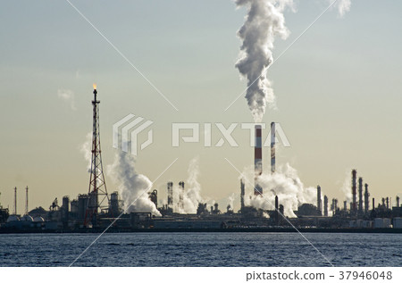 View of the Keiyo seaside industrial area 37946048