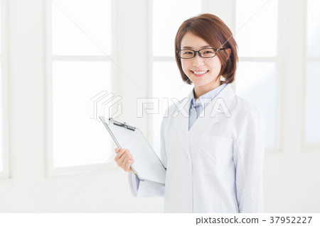 White female interview form 37952227