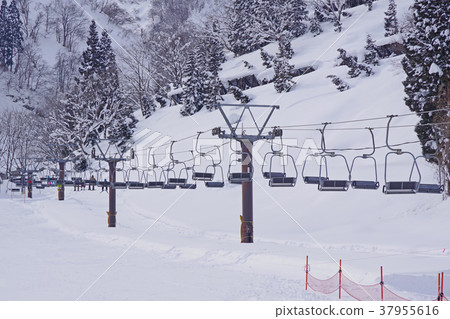 Ski resort lift 37955616