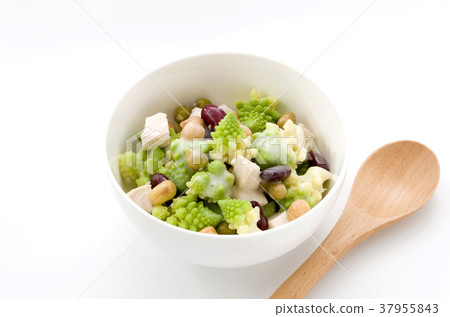 Romanesco和混合豆沙拉 37955843