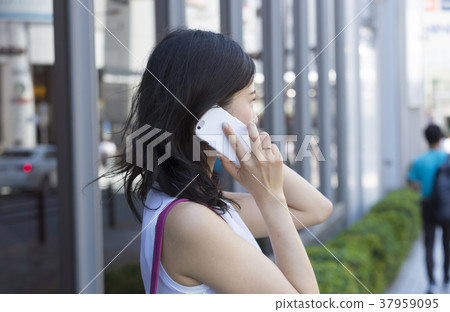 女人會議智能手機對話 37959095