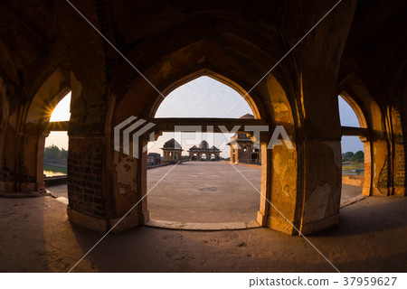 Mandu India, afghan ruins of islam kingdom 37959627