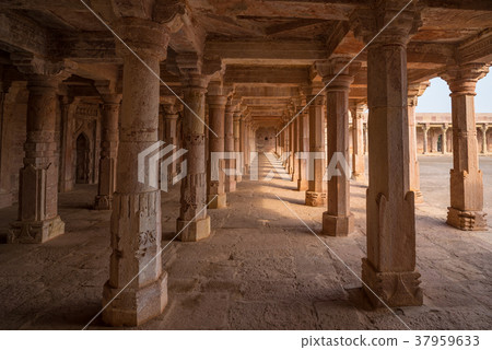 Mandu India, afghan ruins of islam kingdom 37959633