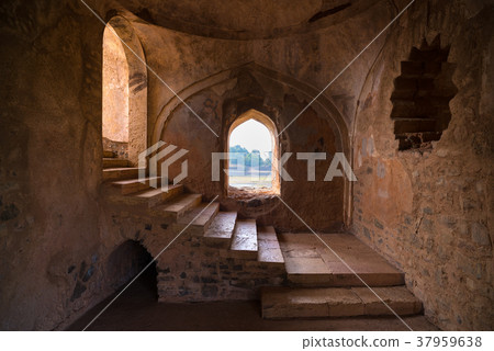 Mandu India, afghan ruins of islam kingdom Mandu India, afghan ruins of islam kingdom 37959638