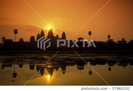 ASIA CAMBODIA ANGKOR 37960102