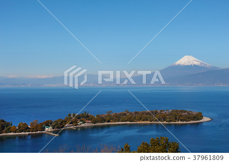 [Shizuoka Prefecture/Tourist Attractions] Osezaki and Mt. Fuji 37961809