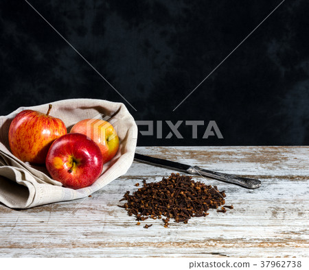 apples recipe with cloves apples recipe with cloves 37962738