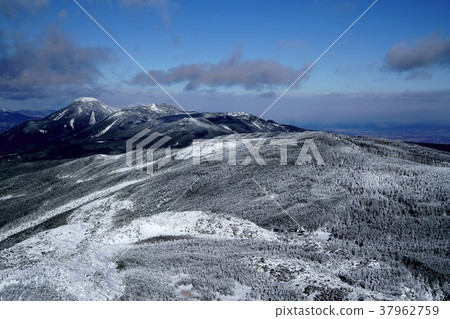 Kita Yatsugatake Kure Line (shooting location: Yatsugatake, Mt. Higashi-Tenzan, climbing) 37962759