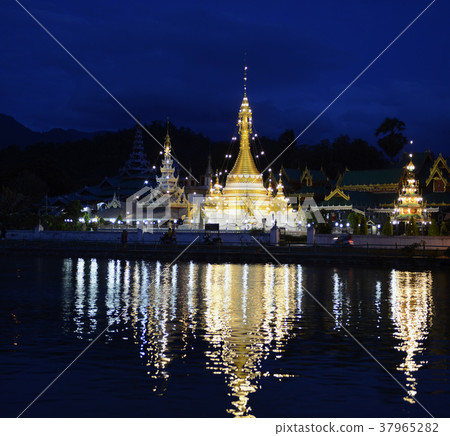 ASIA THAILAND MAE HONG SON 37965282