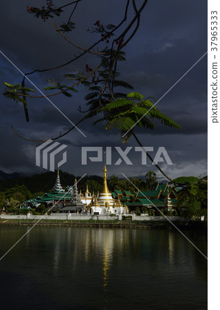 ASIA THAILAND MAE HONG SON ASIA THAILAND MAE HONG SON 37965333