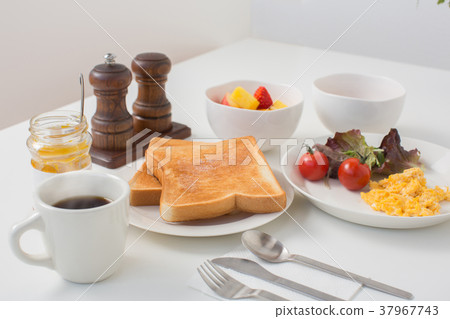 Breakfast Breakfast 37967743