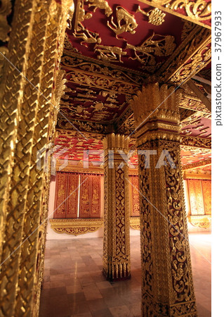 ASIA SOUTHEASTASIA LAOS LUANG PRABANG 37967933