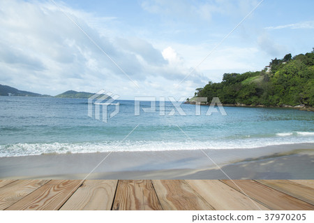 Landscape view of  Sea with wooden Space. 37970205