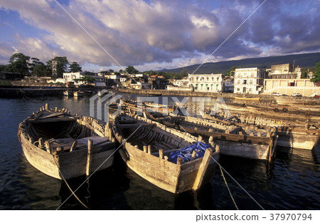 AFRICA COMOROS 37970794