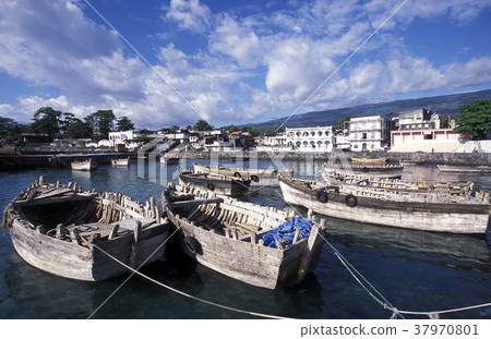 AFRICA COMOROS 37970801