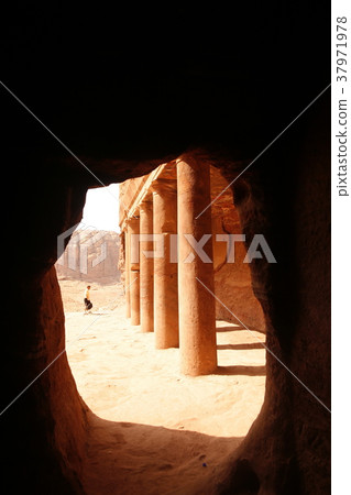ASIA MIDDLE EAST JORDAN PETRA 37971978