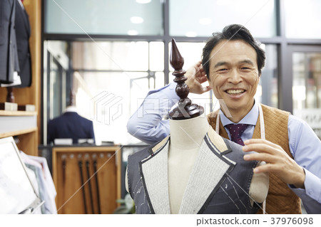 Clothing store, fashion designer, korean 37976098