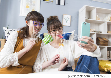 家庭聚會形象 家庭聚會形象 37976659