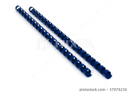 plastic binding combs 37978230