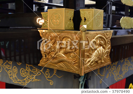 Gion Festival Engraving work of four umbrellas (blue dragon, Xuanwu) 37978490