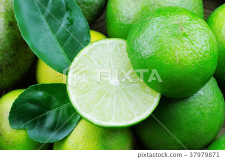 lemon cut with top view. lemon cut with top view. 37979871