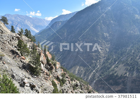 Beautiful villages and villages of Recon-Pio, Qinnaur Valley, India Beautiful villages and villages of Recon-Pio, Qinnaur Valley, India 37981511