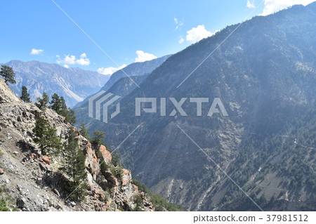 Beautiful villages and villages of Recon-Pio, Qinnaur Valley, India Beautiful villages and villages of Recon-Pio, Qinnaur Valley, India 37981512