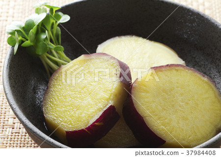 Sweet potato stew 15 37984408