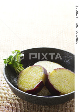 Sweet potato stew 17 37984410